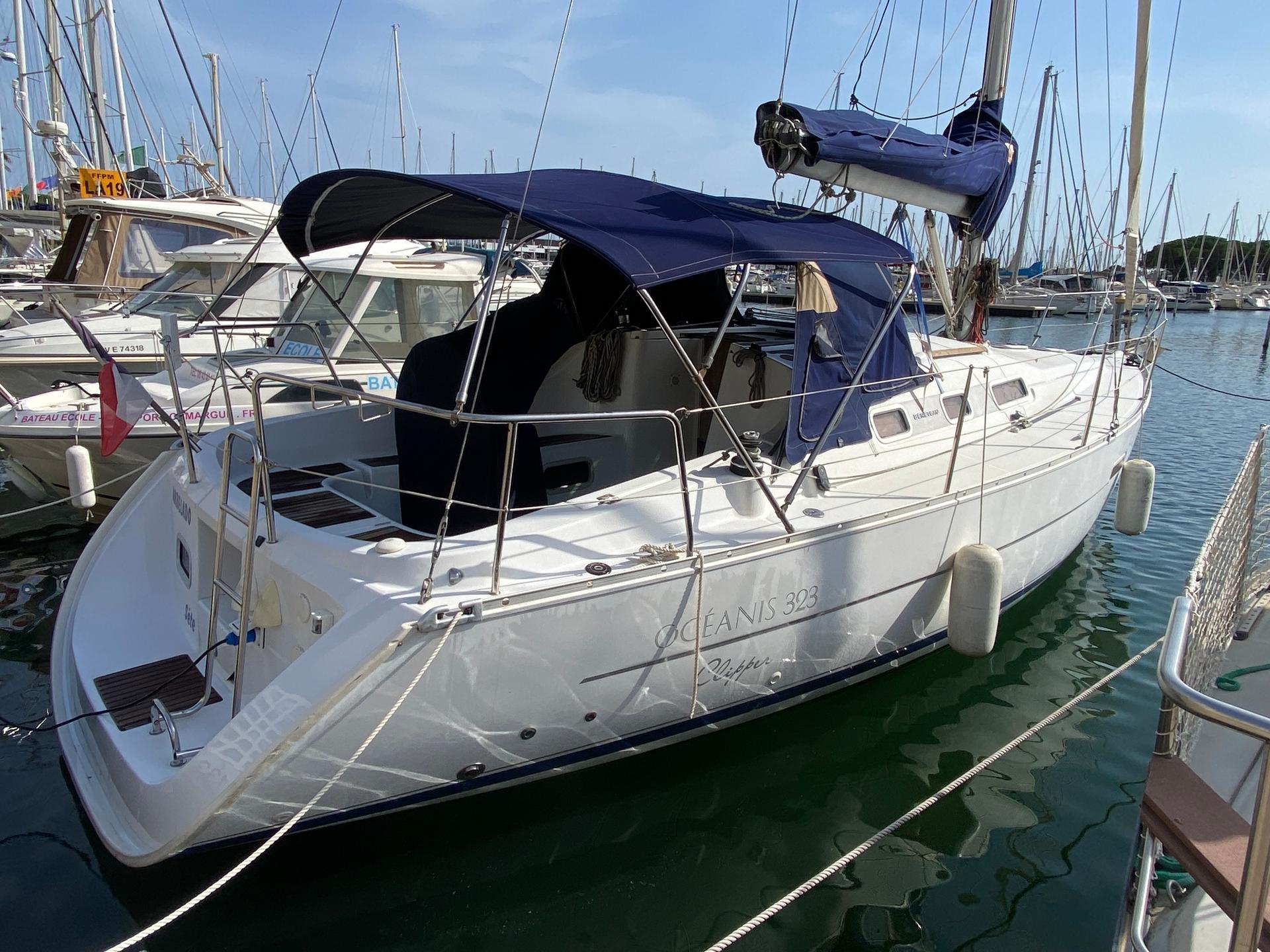 slider 4 Beneteau Oceanis 323 Clipper